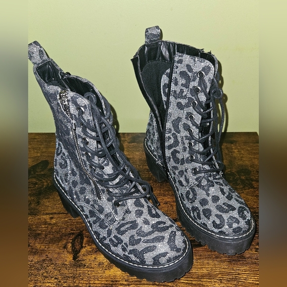 Mix No. 6 Shoes - Rocklyn Shimmer Leopard Combat Boots Size 6 NWT